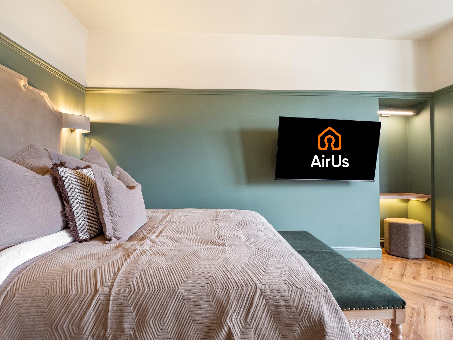 Estate agent photography Glasgow, bedroom seating and television